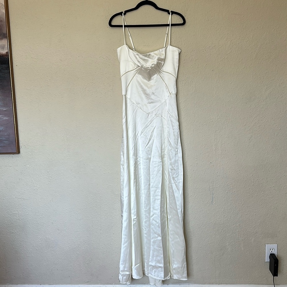 House of CB L A-C 'Anabella' Ivory Satin Lace Up Maxi‎ Dress NWOT - Picture 5 of 15